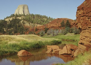 devils tower and belle fourche river