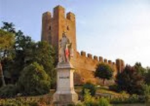 Giorgione Statue and Castelfranco Veneto Castle