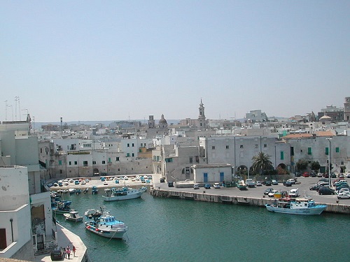 Monopoli Old Port