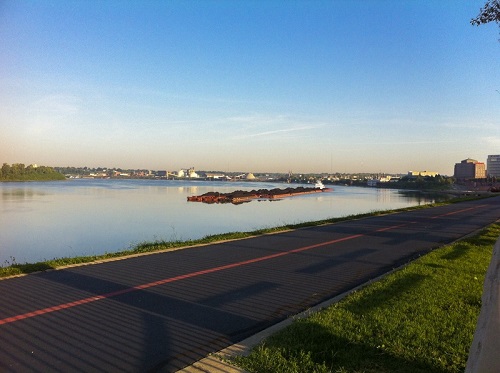 barges on the ohio river